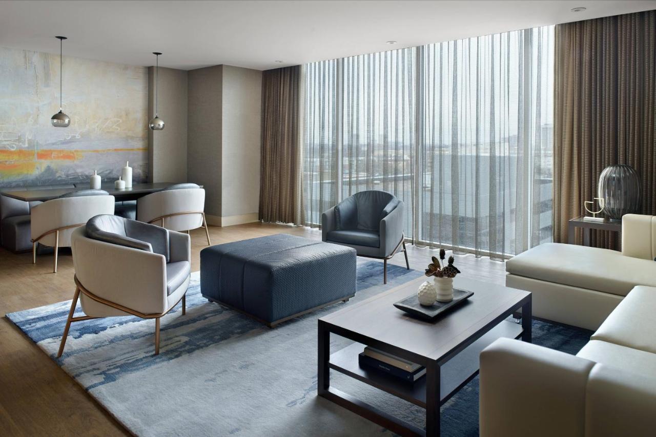 เลกซิงตัน แมริออท ซิตี้เซ็นเตอร์ Hotel ภายนอก รูปภาพ